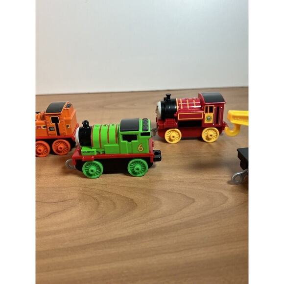 Mattel Gullane Limited Thomas The Train Engine 2018 Lot of 5 Diecast - Picture 7 of 12